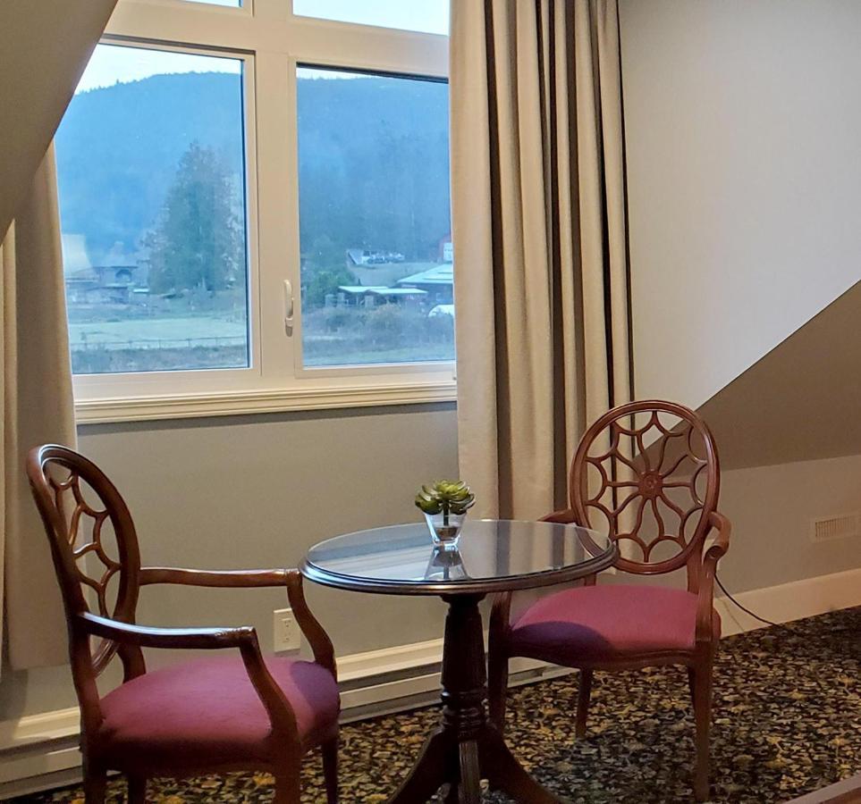Hotel Woodstone Manor Inc. à Sturdies Bay Extérieur photo