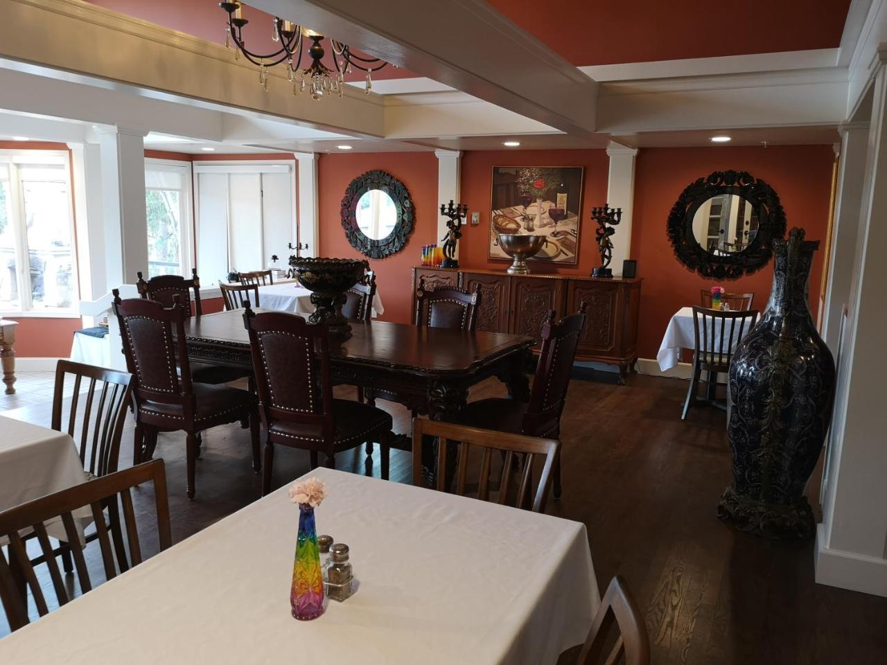 Hotel Woodstone Manor Inc. à Sturdies Bay Extérieur photo